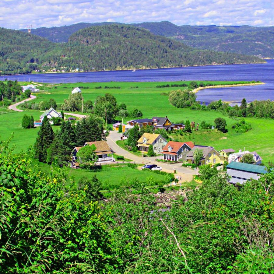 Appartement Panoramique du Fjord à LʼAnse-Saint-Jean Extérieur photo