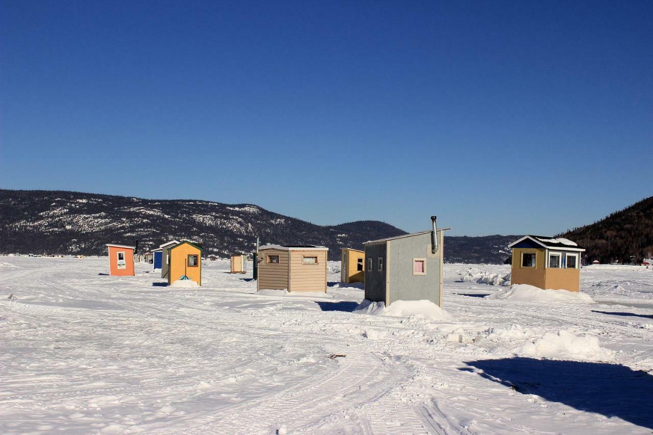 Appartement Panoramique du Fjord à LʼAnse-Saint-Jean Extérieur photo